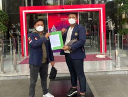 Jauh-jauh dari Surabaya, Mahasiswa UNESA Laporkan Dugaan Korupsi Pejabat Kampusnya