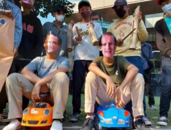 Aksi Teatrikal Kentongan Dukung KPK-BPK Usut Tuntas Dugaan Korupsi Formula E