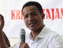 Lucius Karus Ingatkan Pentingnya Mekanisme Konstitusional dalam Menyampaikan Kritik