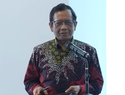 Bongkar Dilema Aparat, Mahfud MD: Hidup Kena Sanksi, Diam Bisa Mati