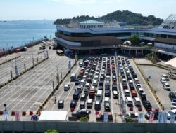 Wakapolri Tinjau Arus Mudik via Udara, Lalu Lintas Merak–Bakauheni Kondusif