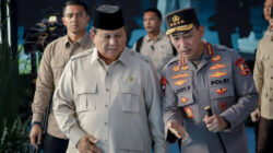 Mengabdi Penuh Dedikasi, Prabowo Puji Kapolri Listyo Sigit : Layak Berada di Puncak Kepolisian